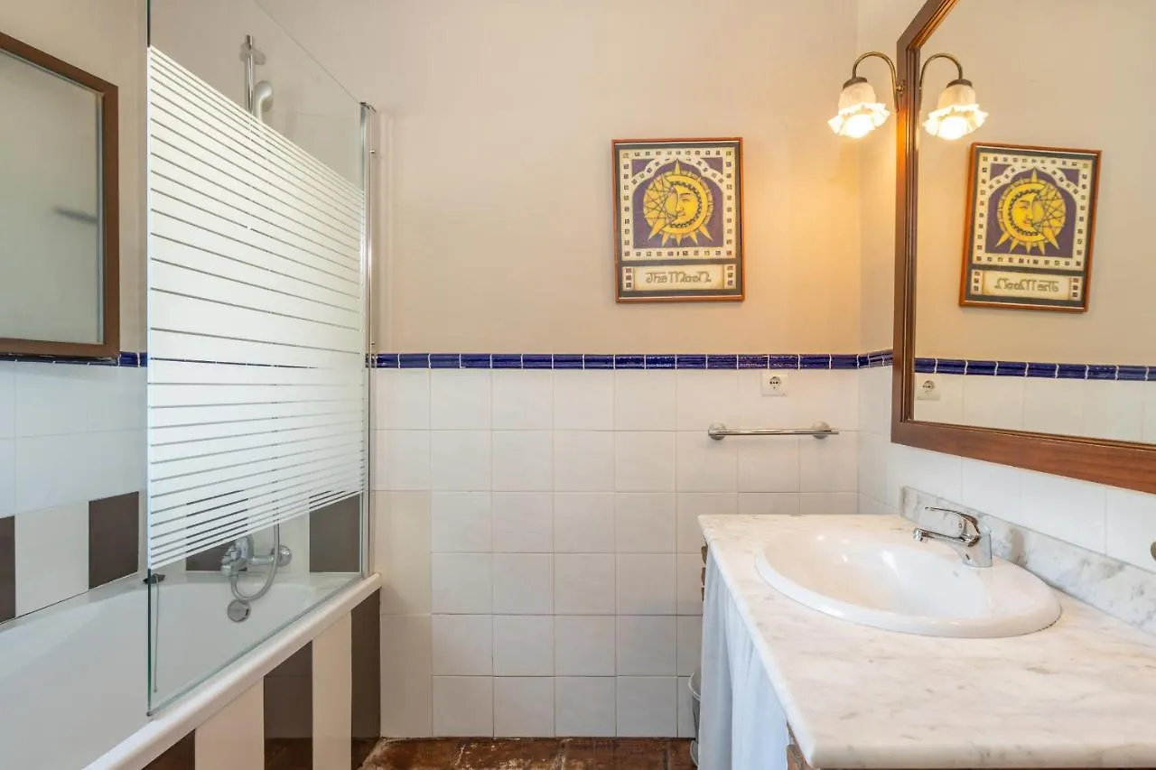 La Casa De Alejandro Guest House El Chorro Spain